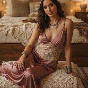 Vintage 90's Y2K Cerie Mauve Beaded Lace Slip Dress Size M